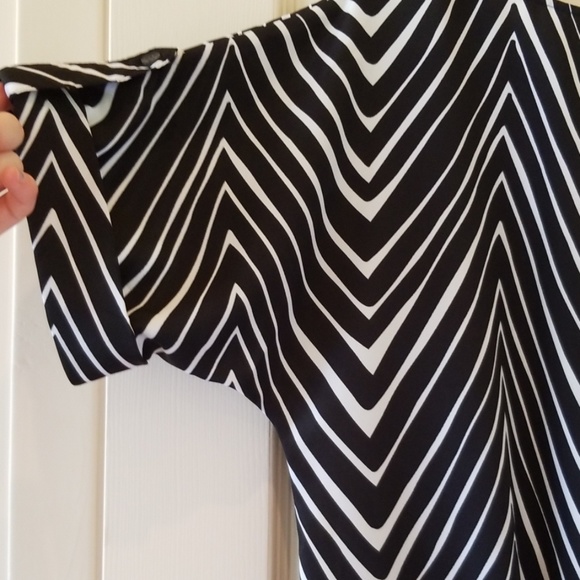 Chevron print blouse - Picture 3 of 4
